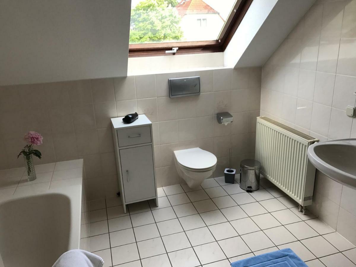 Lokal Genial Pension&Restaurant Beelitz Bagian luar foto